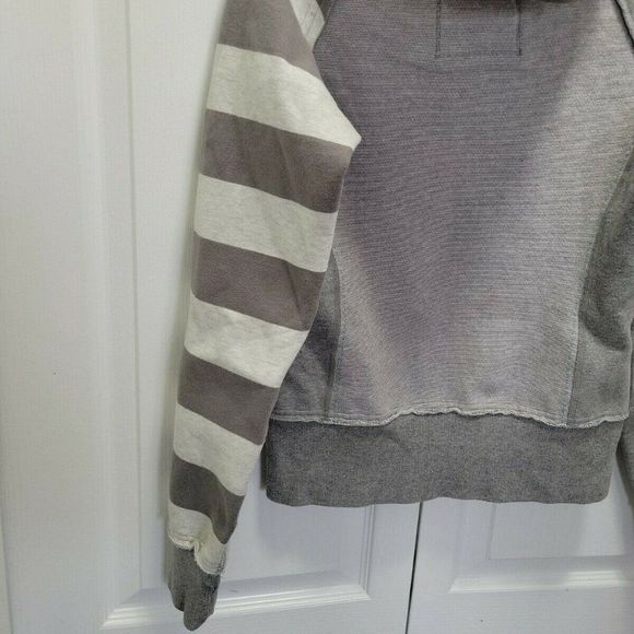Lululemon Scuba Hooded Sweater Special Edition LOVE Gray Striped Fleece Zip Sz 4 - Picture 6 of 11